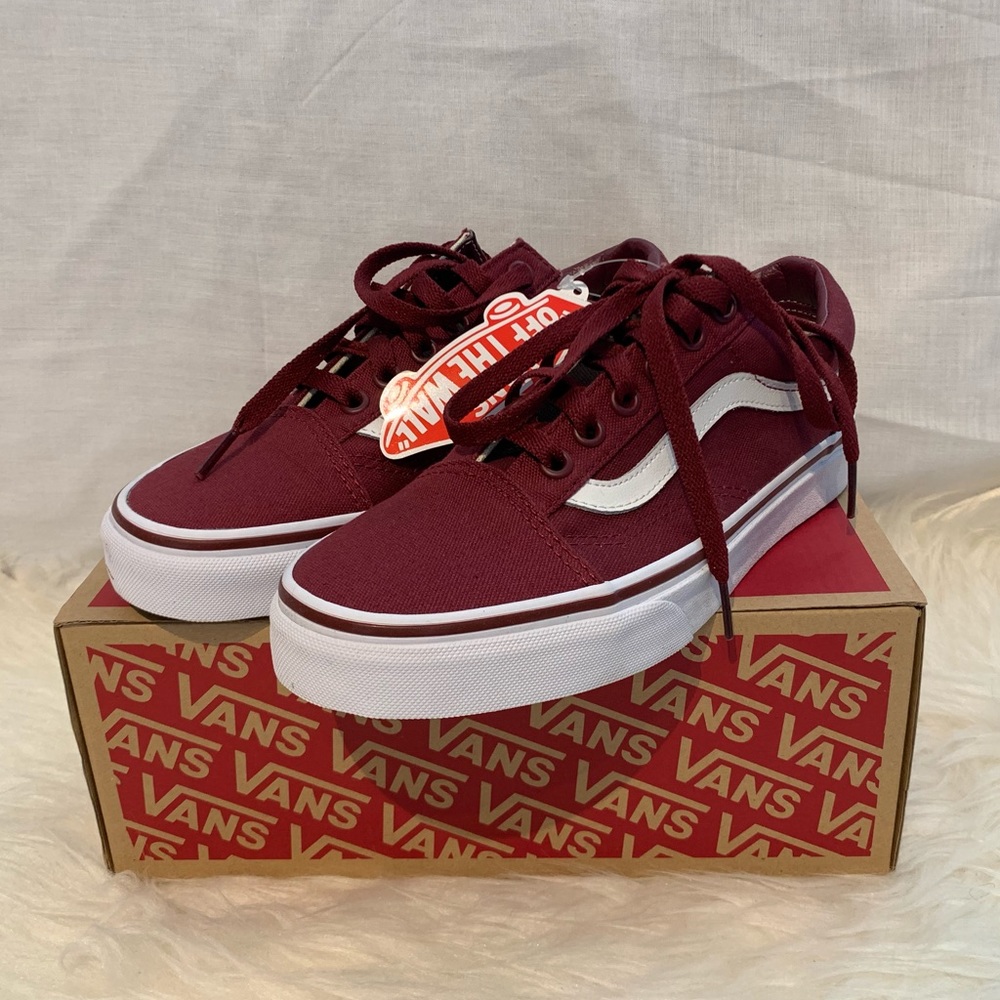 OLD SKOOL VANS